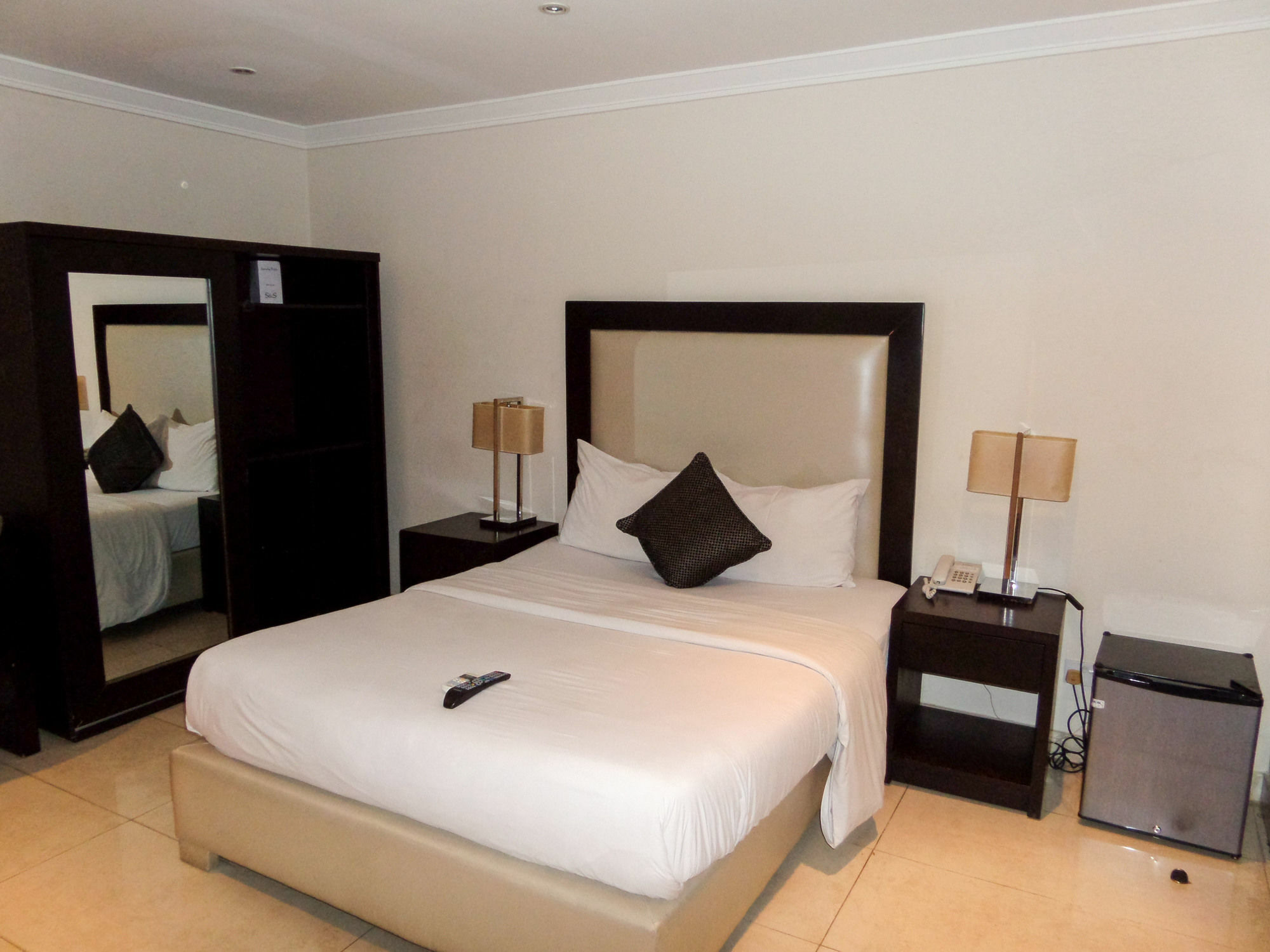 S & S Hotel & Suites Lagos Eksteriør billede